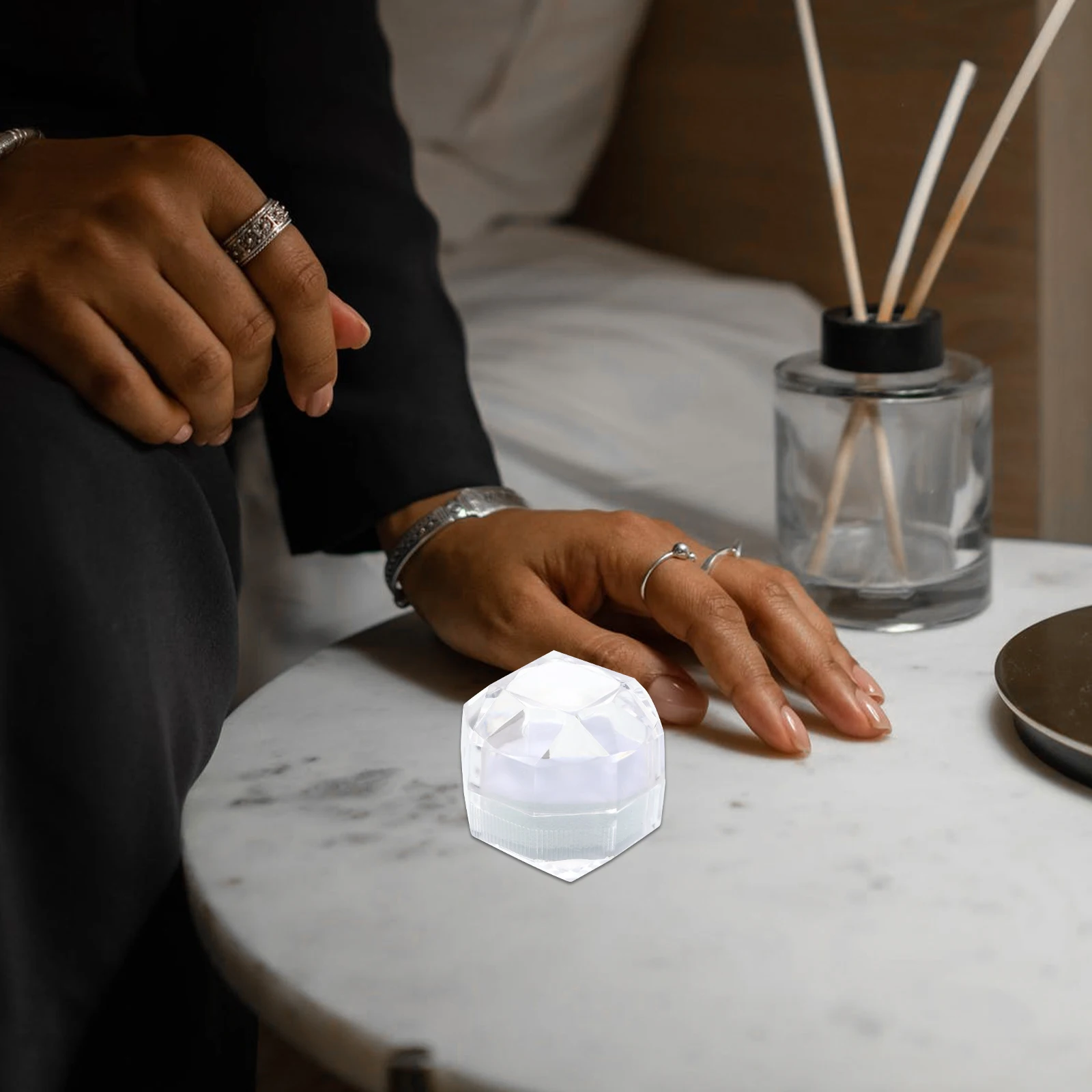 

20 Pcs Ring Box Transparent Acrylic Bridal Jewelry Storage Case for Wedding Party Gift Holder White Decorative Display