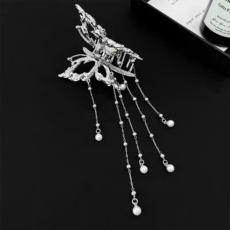 New Chinese-Style Hollow Butterfly Tassel Hair Clip, Half-Tied Hair Shark Clip, Super Fairy-Like Ethnic Style Hairpin, Updo Hair Accessory for Women image 4