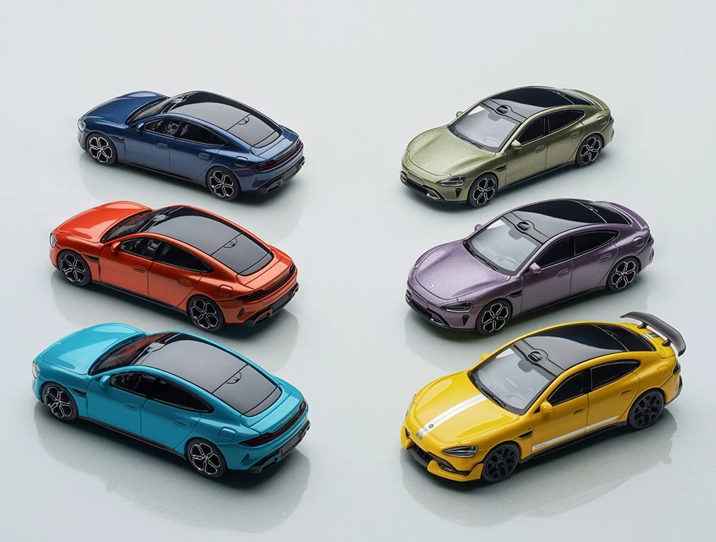 Model samochodu Xiaomi SU7 w skali 1:64, SU7ultra, metalowy, oryginalny model kolekcjonerski, zabawka dla dzieci, samochód z napędem pull-back, ozdoba.