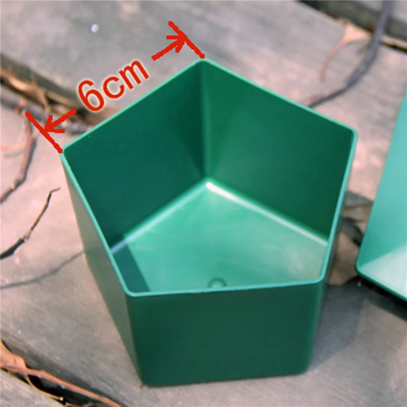 

AB33-24 Pieces Beer Snail Traps Eco-Friendly To Catch Slugs Snails Catcher, Safe For Kids And Pets