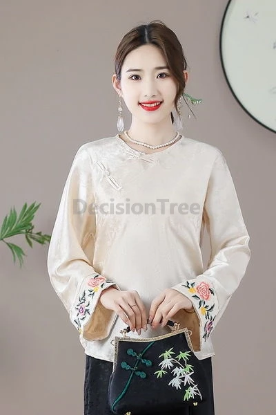 

2025 elegant gentle temperament chinese style qipao top ethnic style improved round neck embroideried blouse retro women's top