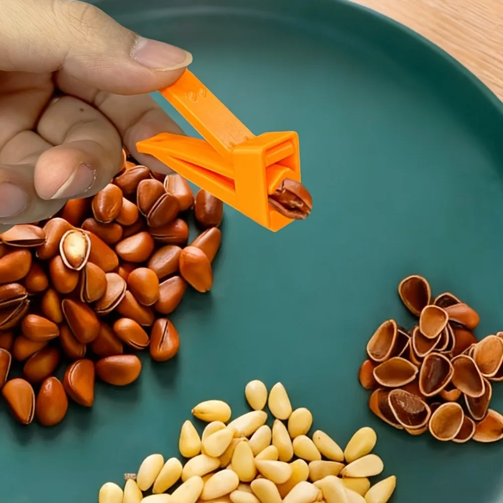 1 plastic mini sunflower seed shell opener, 3D printed sunflower seed shell opener, kitchen gadget. Suitable for gatherings, baking, snacks, and opening sunflower seeds. Convenient and labor-saving. Removable and washable. Creative gadgets - Detail 1