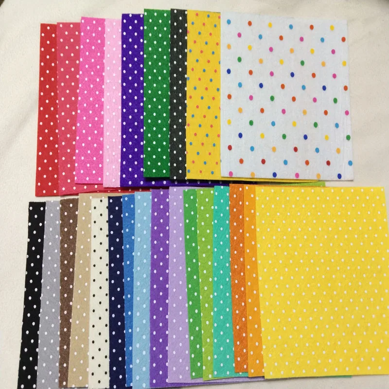 Printed Felt Fabric Polka dot 25 MIX COLORS DIY non-woven felt 14cm X 14cm handcraft For DIY sewing decoration