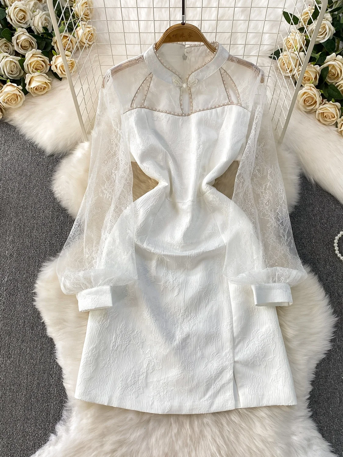 レトロな中国風長袖ワンピース レディース ハイウエストAラインスカート メッシュ切り替えショートワンピース 秋のエレガントな雰囲気