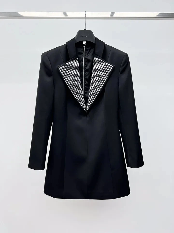 

2024 Spring Autumn New Women High Quality Diamonds Black Casual Blazer Female Chic Coat