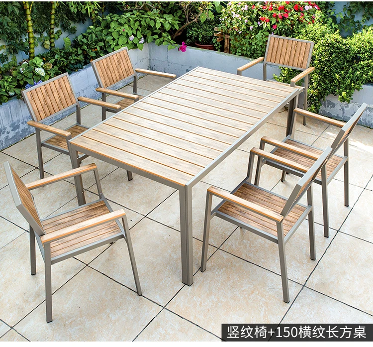 

Outdoor plastic and wood tables and chairs courtyard sunscreen open-air balcony outdoor leisure garden tables and chairs