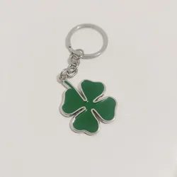 Green Four Leaf Clover Metal Car Keychain Keyring for Alfa Romeo GT Giulia Giulietta Stelvio Mito Ford Lucky Pendant Car Styling