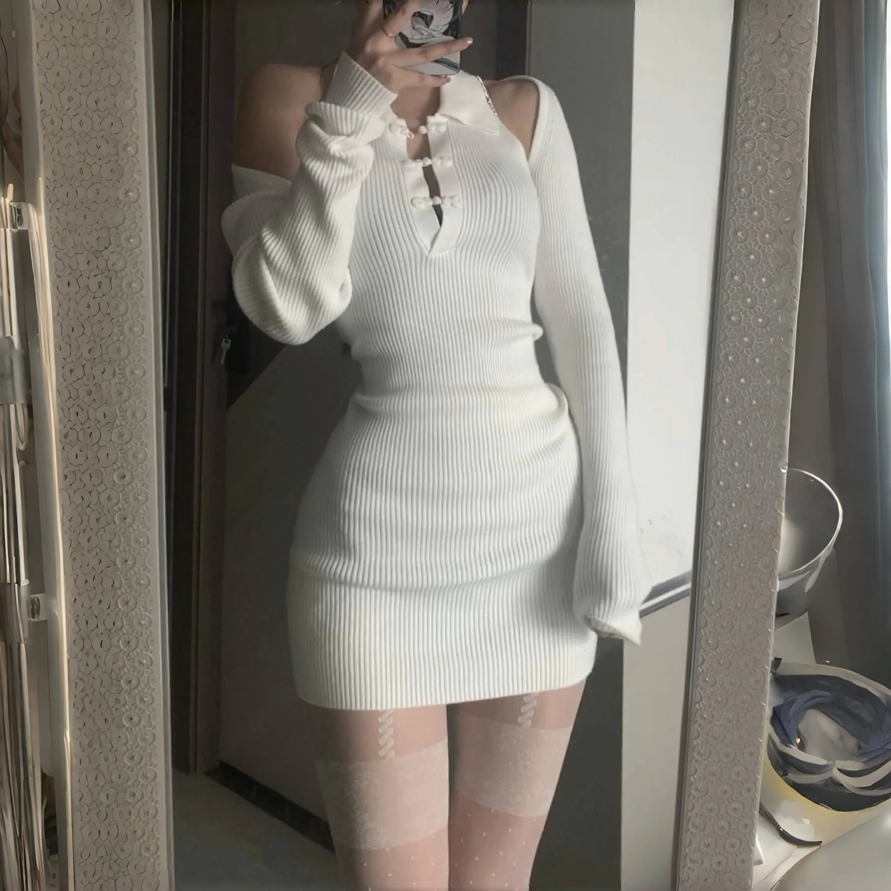 1 Piece Women'S Ultra-Thin White Dots Silk Stockings T-Stop Sexy Fake Thigh-High Straps Stitching Lace Pantyhose