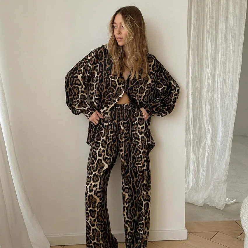 Fashion Leopard Print Home Pajama Sets For Women Imitated Silk Fabric Cardigan Loose Sleepwear Lapel Long Sleeve With Pants 2Pcs