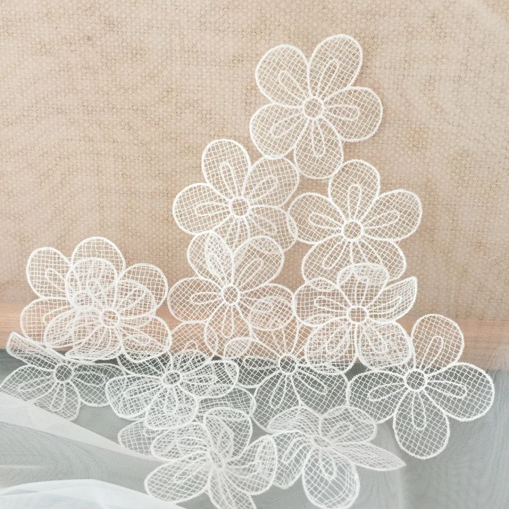5Pcs White Flowers Mesh Patch Handmade Sewing Material Repair Application 7CM Wide