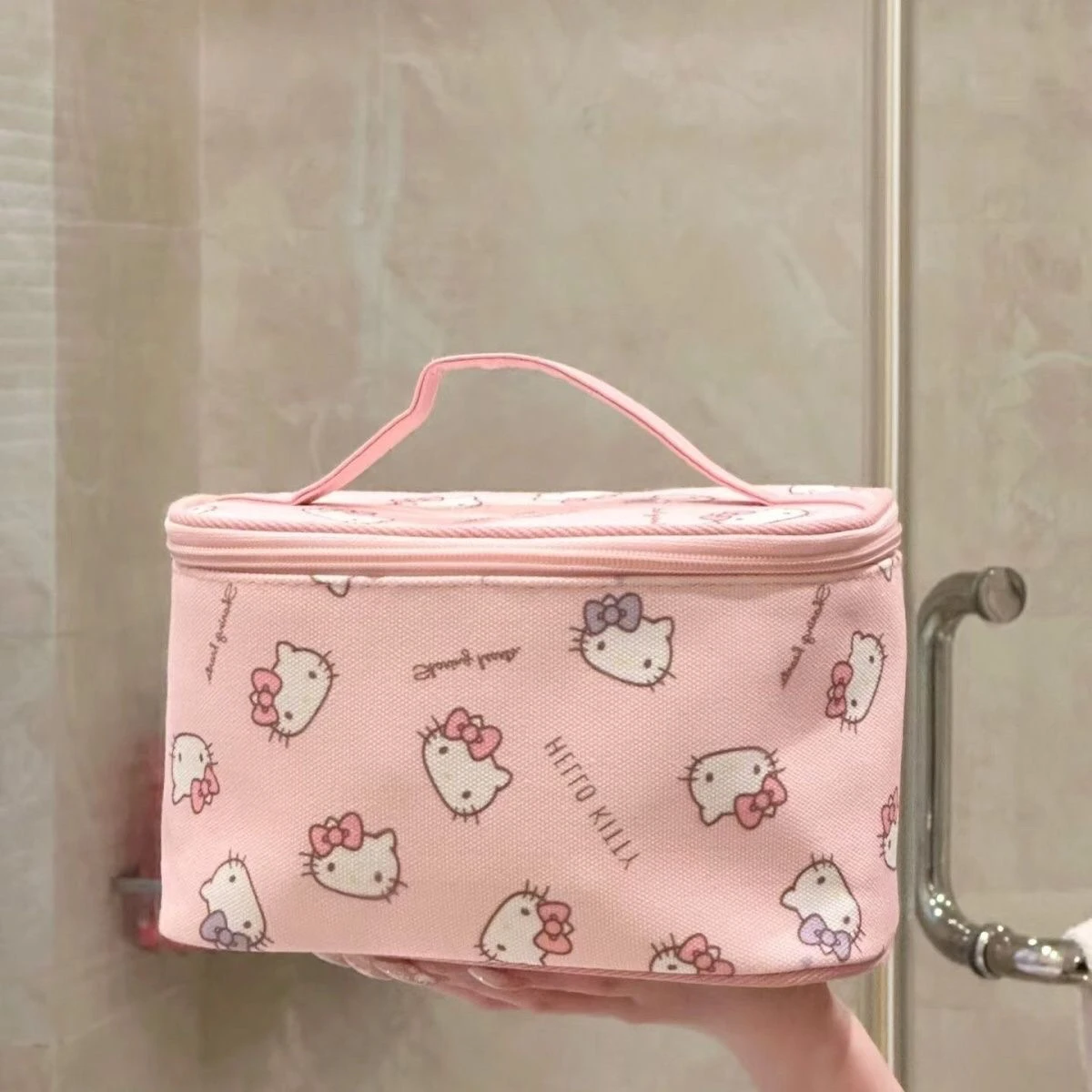 Kawaii Hello Kitty Portable Cosmetic Bag Sanrio Anime Fashion Handbag Portability Travel Large Capacity Bathing Makeup Bag