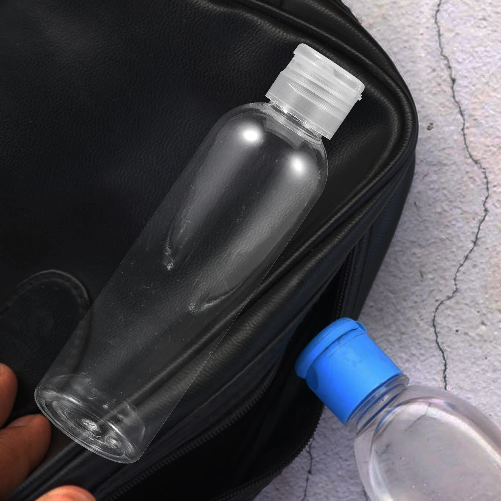 

10pcs Leakproof Travel Bottles Squeeze Design Refillable Toiletry Containers Lightweight Shampoo Lotion Containers for Business