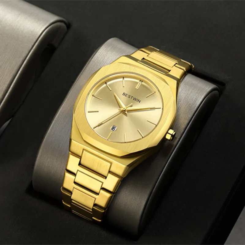 Luxury Men's Quartz Watch Featuring Calendar Function Waterproof Design Alloy Construction Ideal for Business Daily Wear Outdoor