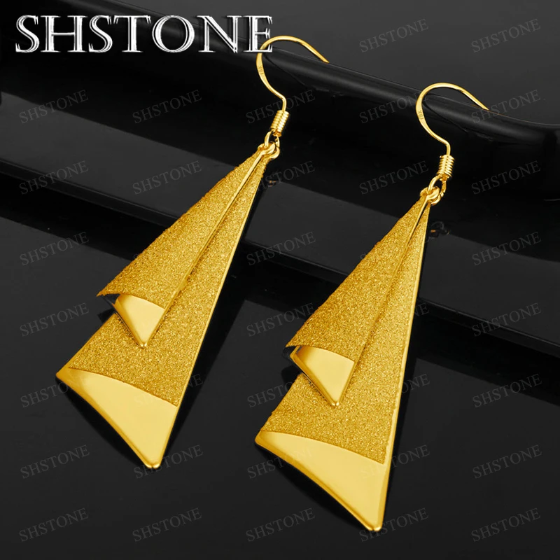 

High Quality 18k Gold Frosted Triangle Drop Earring For Women Accessories Engagement Wedding Party Elegance Beautiful Jewelry