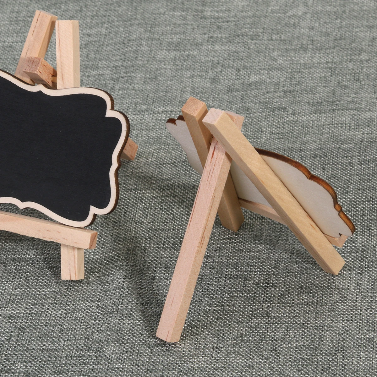 Mini pizarra pequeña, tarjetas de lugar, diseño elegante, decoración de escritorio ligera, caballete enmarcado, letreros, mesa, 3 uds.