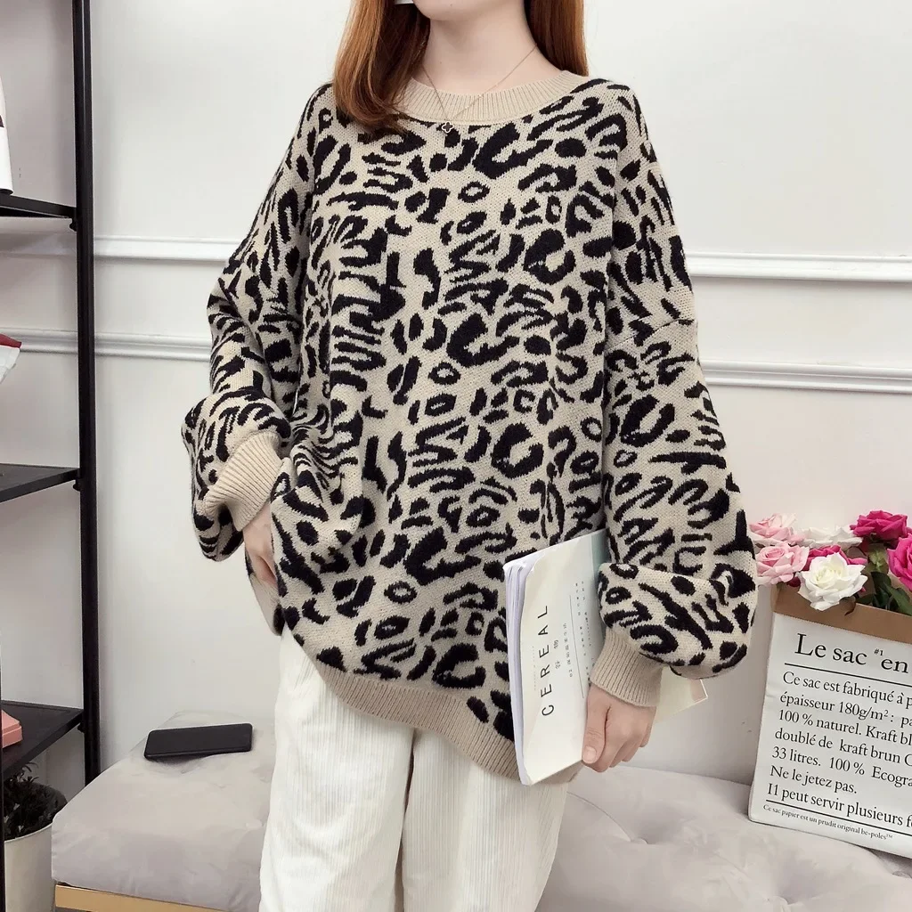 Vintage Leopard Print Pullover Sweater Round Neck Long Sleeve Loose Fit Soft Cozy Casual Knit Top Autumn Winter Daily Outerwear