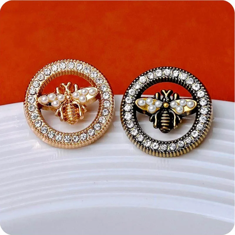 

10pcs Metal Button Sewing Clothing Inlaid Pearl Rhinestone Decorative Silver Button DIY Craft Accessories Hollow Button 18/23MM