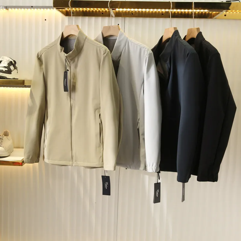

Europe outdoor classic men's waterproof and breathable stand-up collar soft shell charging jacket, top and coat.
