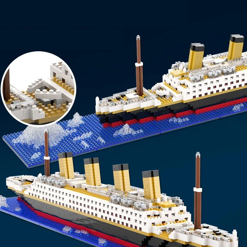 Titanic Creative Luxury Iceberg Cruise Ship Boat Wreck Set City DIY Model Building Blocks Bricks Toys For Children Adult Gift