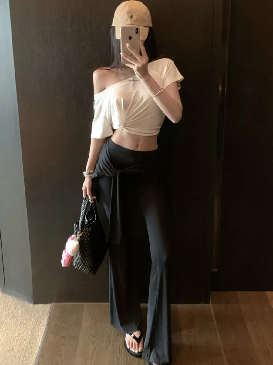 

Faionable Trendy Girl Knot oulder Slim Fit Top T-irt Fake Two-Piece Belted Overlap Hip Covering Bell Bot Pants Set