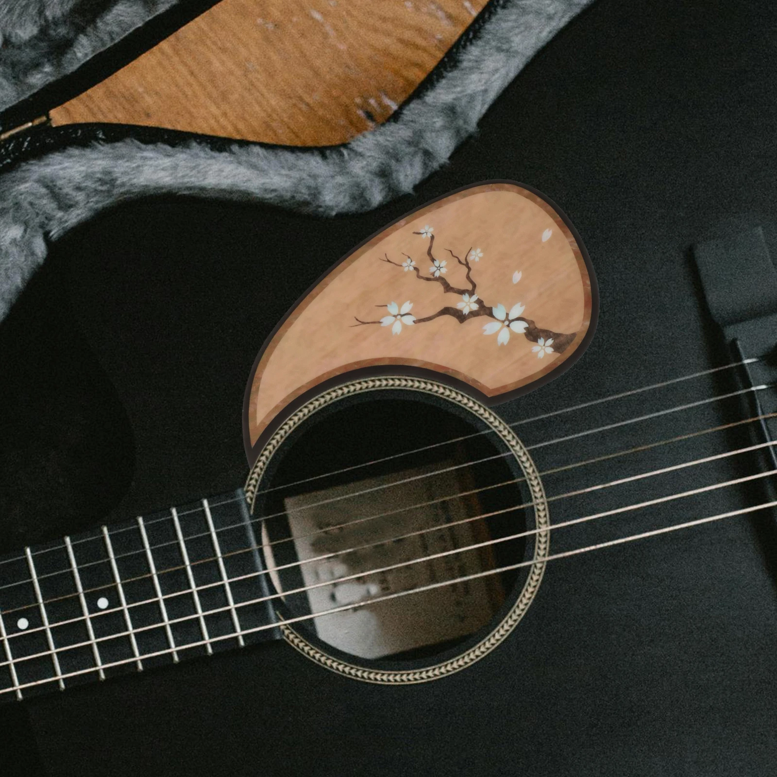 

Acoustic Scratch Protector Wood Grain Cherry Blossom Teardrop Design Pvc Durable Guitar Protective Plate Self-Adhesive