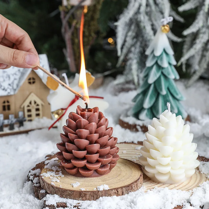 Pine Cone Fragrance Candle Handmade Creative Soybean Wax Christmas Pine Cone Ornament Pendant Ins Wind Decoration