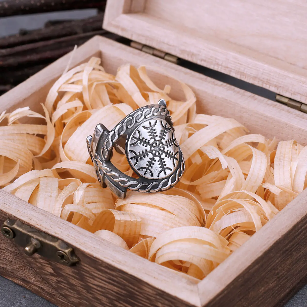 316L Stainless Steel Vikings Vegvisir Compass Ring for Men Vintage Awe of Helmet Rune Amulet Fashion Ring Hip Hop Biker Jewelry