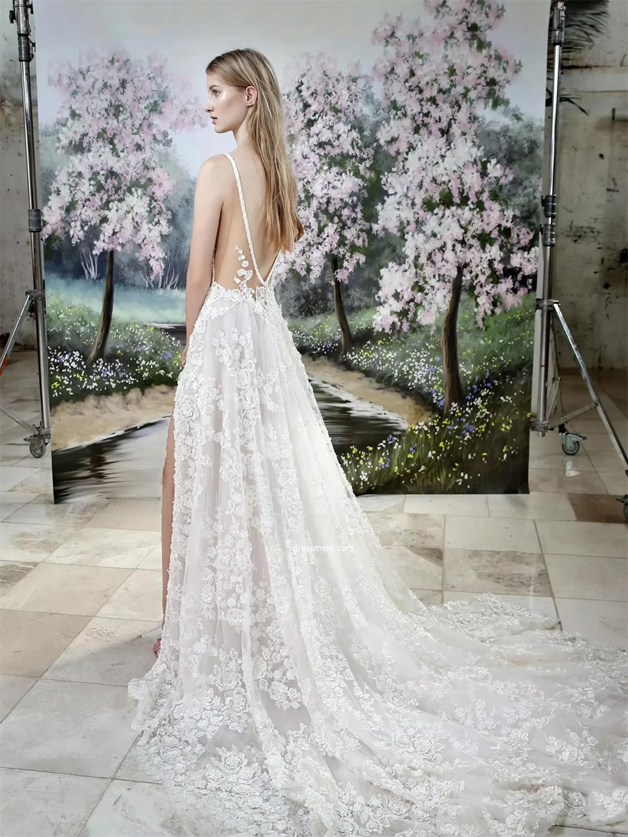 فستان زفاف من الدانتيل من RODDRSYA بدون أكتاف على شكل حرف a من الساتان فساتين العروس رداء De Mariée أنيق بفتحة جانبية بدون حمالات سويب تراين