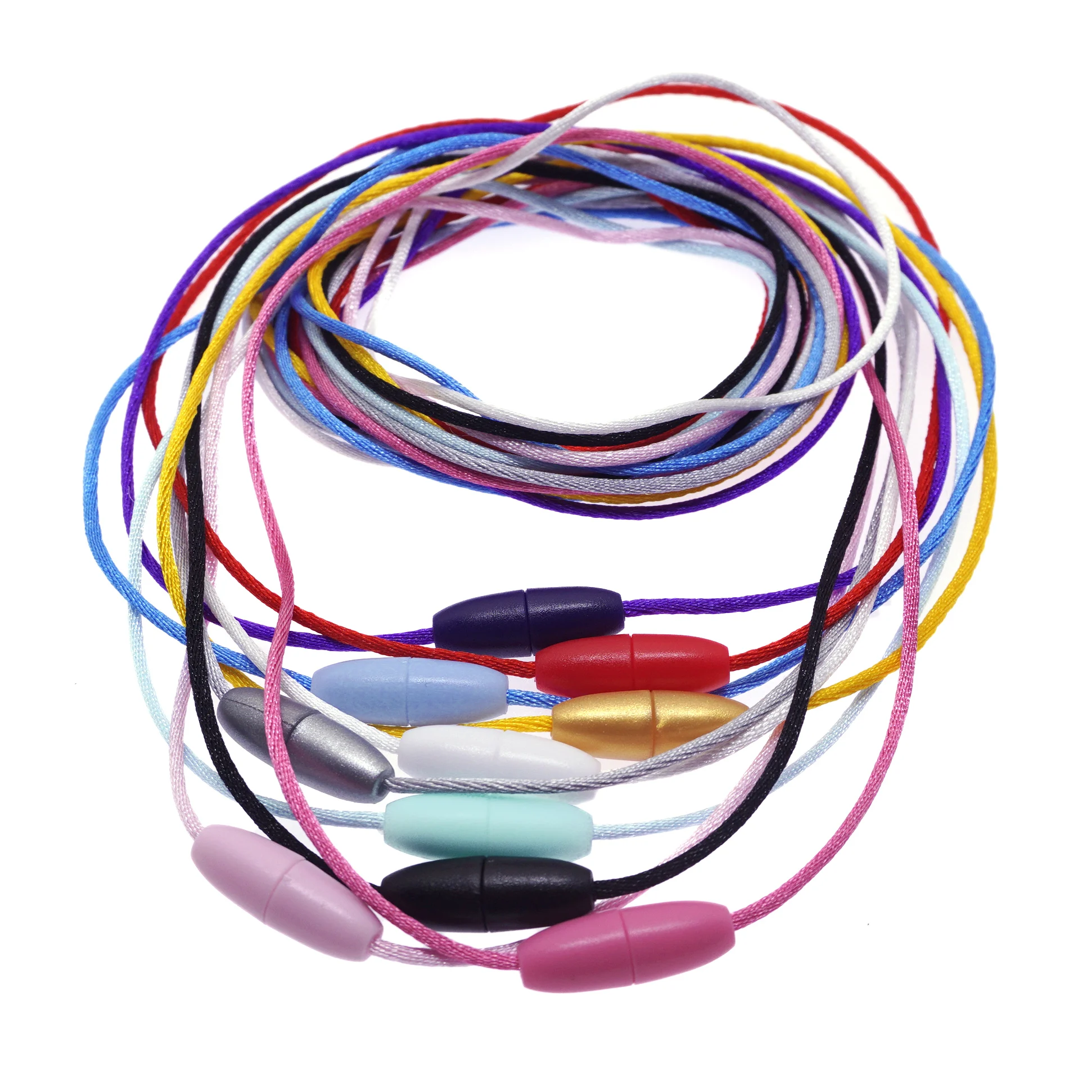 

Sutoyuen 200 шт. сменных шнурков для ожерелий с безопасными застежками-фиксаторами, нейлоновые шнурки-ремешки для подвесок, 10 цветов