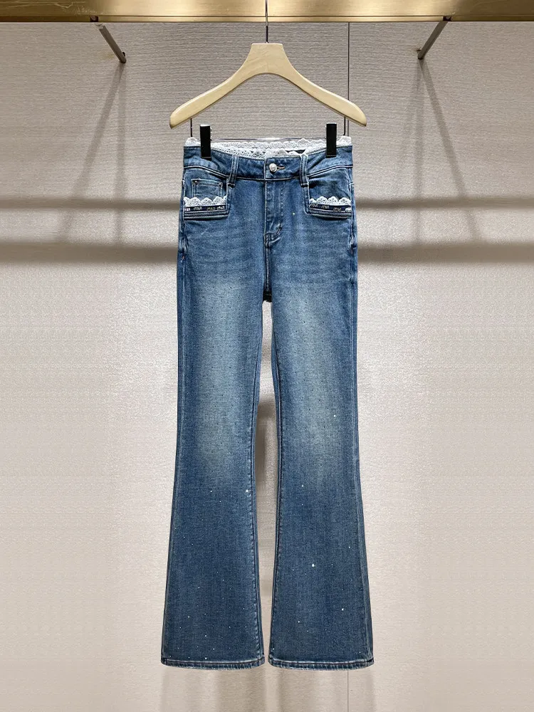 Contrast lace trim hot diamond horn jeans