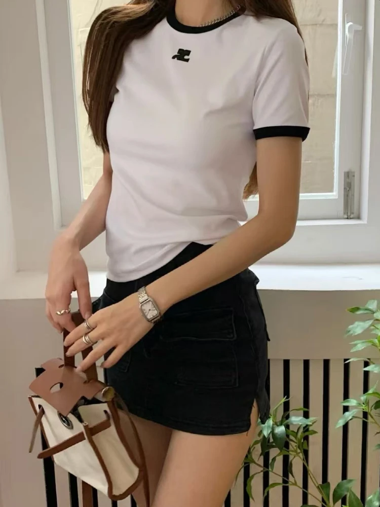American Retro Short Sleeve T-shirt Women Streetwear Slim Fit Casual Embroidery Print Top Y2k Lady Korean Fashion Summer Clothes image 3