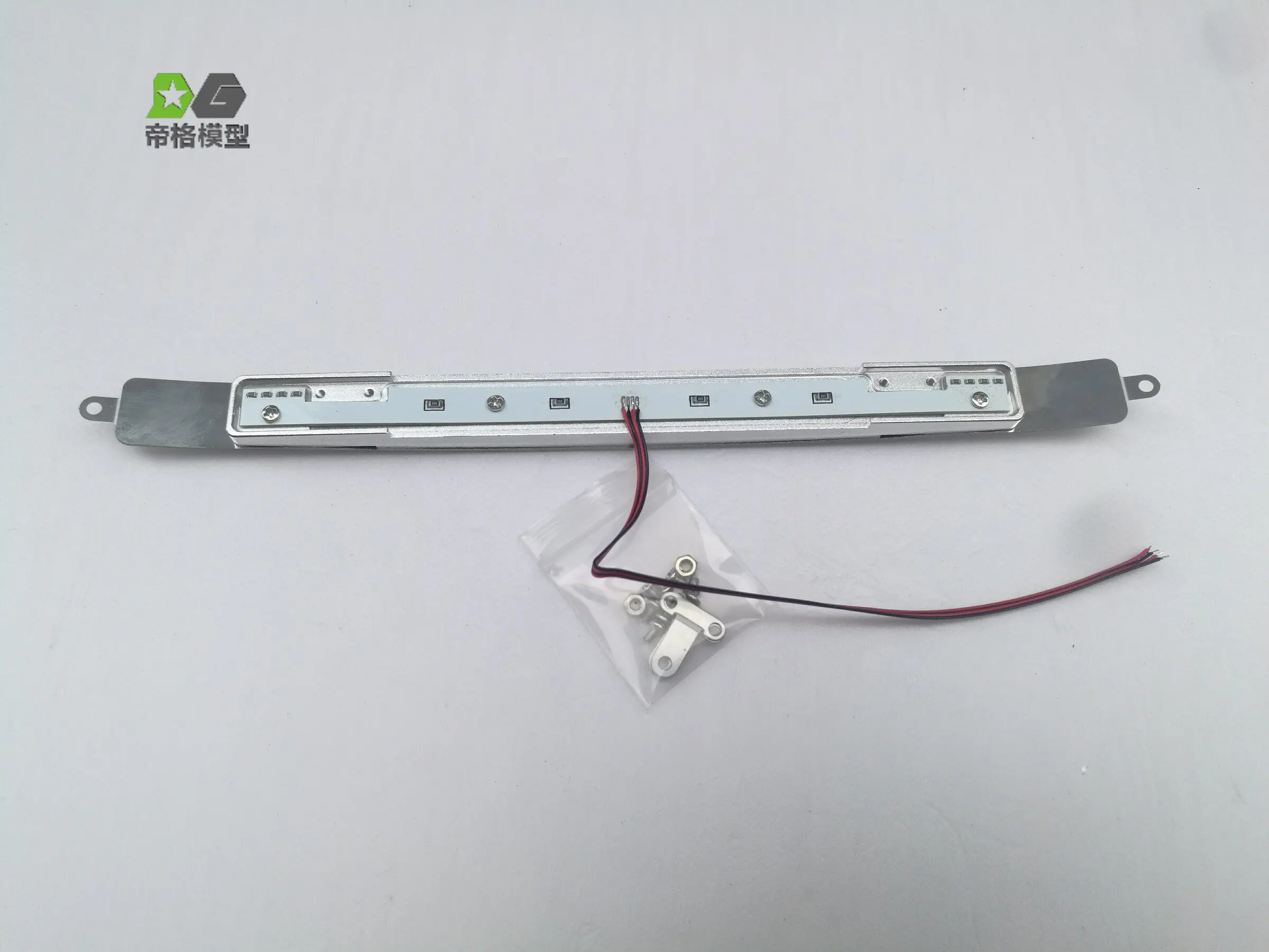 Metall-Sonnenblende mit Licht für 1/14 Tamiya RC LKW-Anhänger-Kipper für Scania R R620 R730 R470 56323 Auto DIY Teile Zubehör – Detail 5