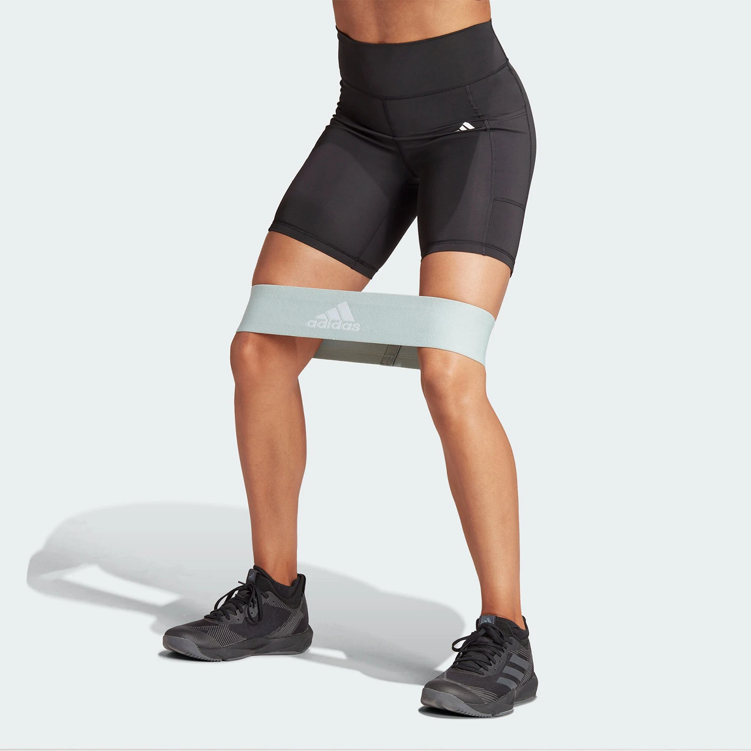

Оригинальные женские узкие шорты для фитнеса Adidas Shaping Power Training IQ2686