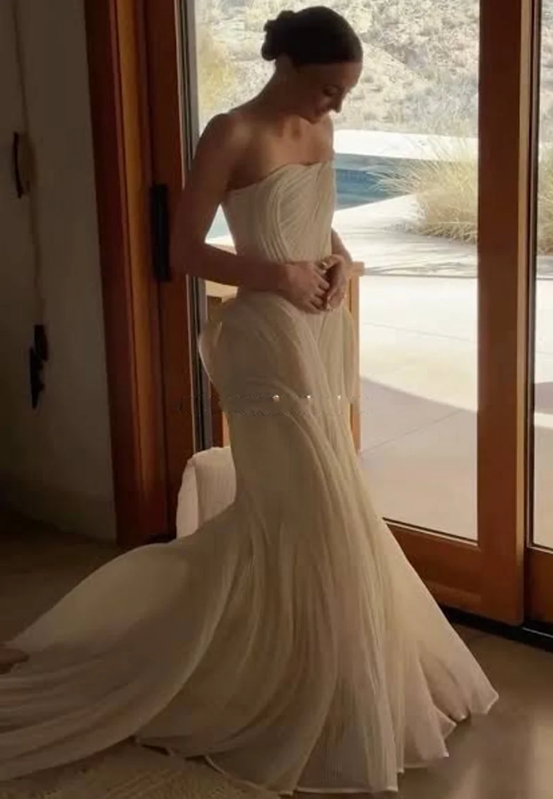 Elegant Wave Sculpted Wedding Dresses Strapless Pleats Designer Mermaid Bridal Gowns Vestidos Elegantes Customized