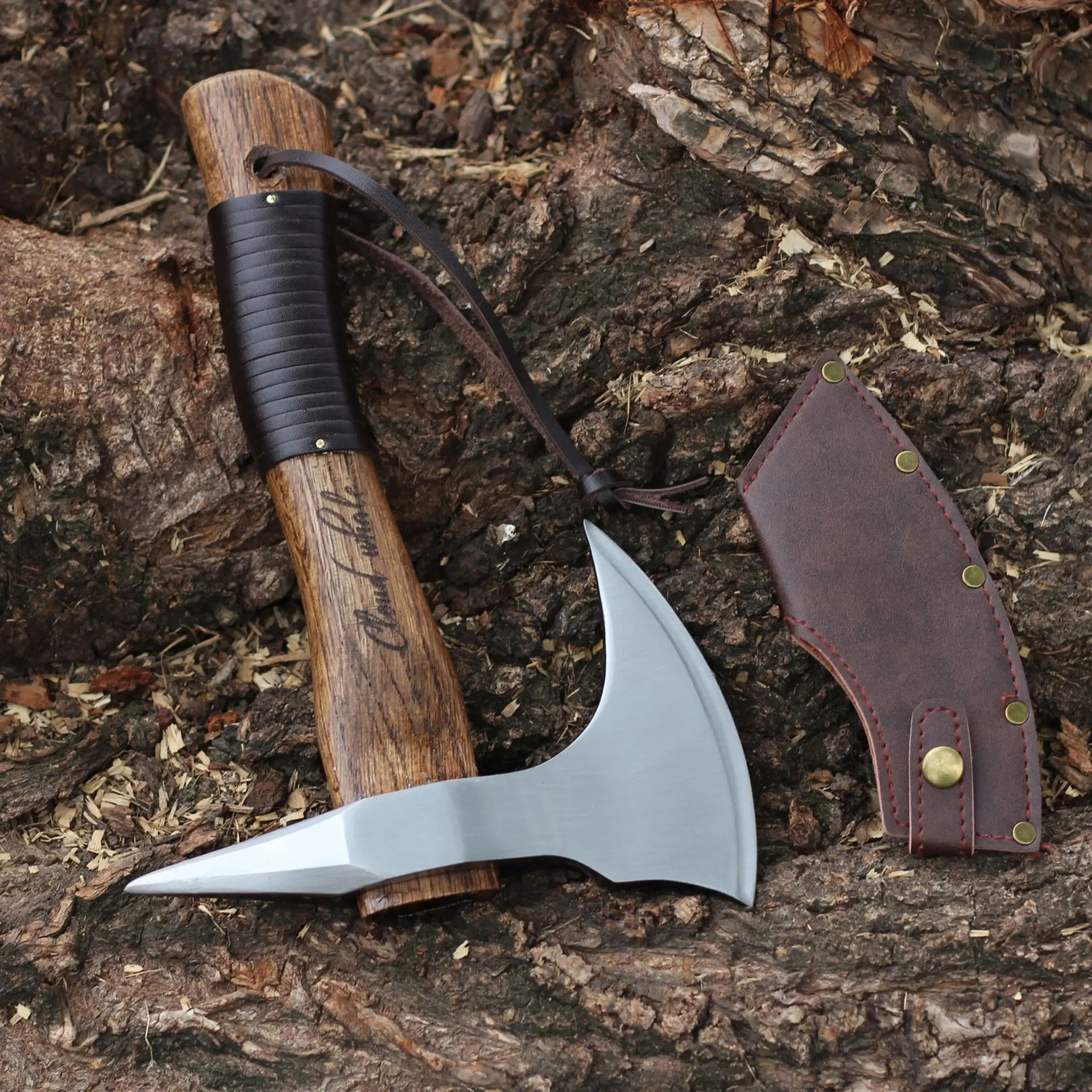 

Qinggang Wood Hand Forging Tactical Hand Axe Outdoor BC Camping Adventure Chopping Axe EDC Firefighting Survival Cutting Tool