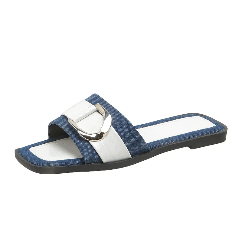 In De Zomer Van 2024, Europese En Amerikaanse Metalen Gesp Platte Bodem Vierkante Neus Slippers, Open Tenen Strand Sandalen Voor Vrouwen