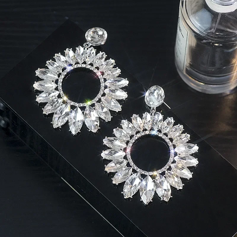 Shine Flower Crystal Drop Earrings Water Drop Geometric Rhinestones Earrings Women Fashion Jewelry Gifts