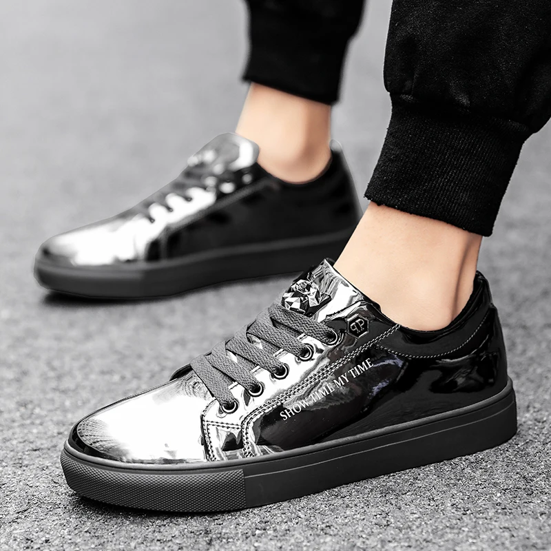 Hot Fashion Patent Leather Casual Shoes Men Party Rock Shoes Designer Blue Mirror Sneakers Men Streetwear Skateboard Shoes Men