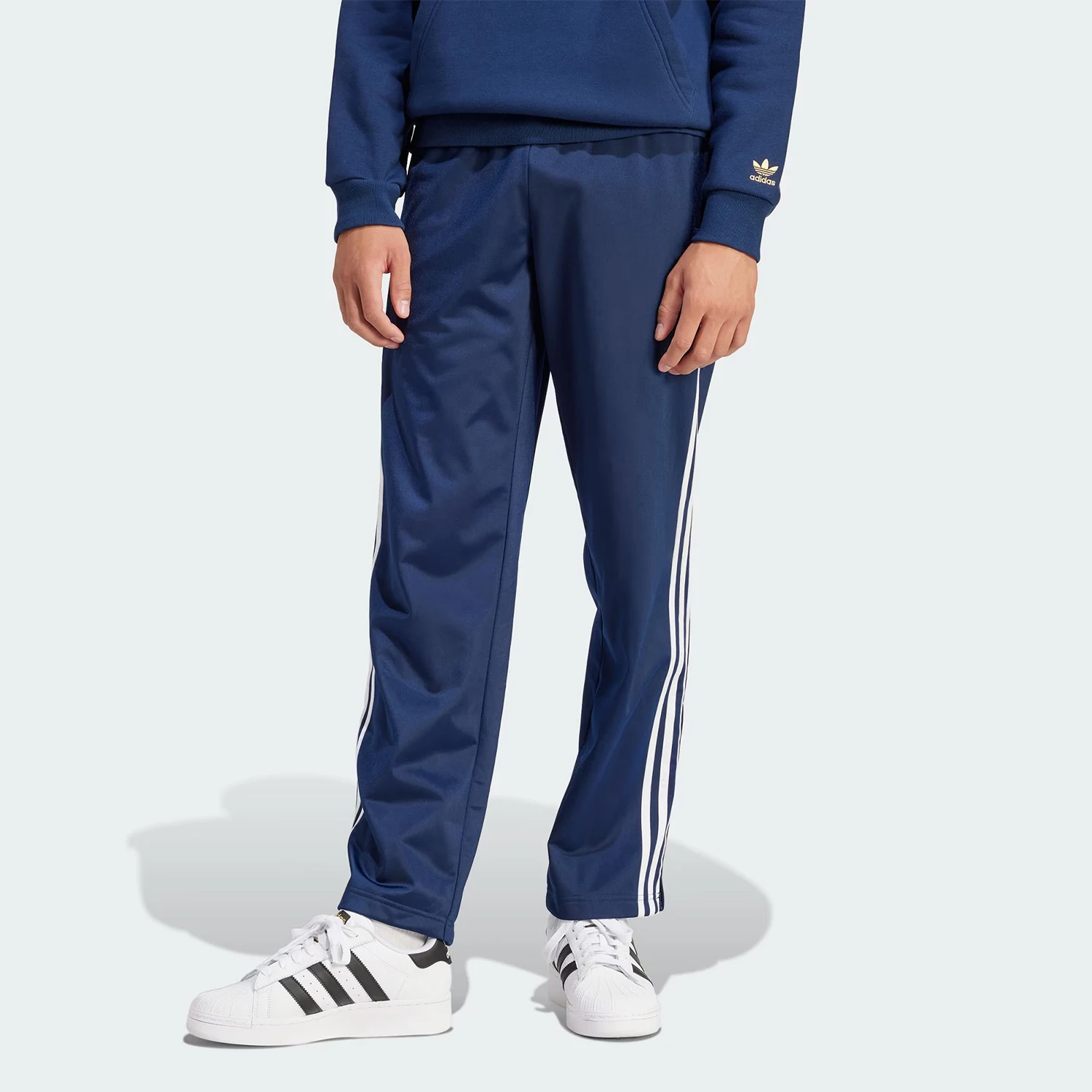 

Adidas Official Authentic Three Stripes Men's Classic Retro Comfortable Sports Pants IM9471