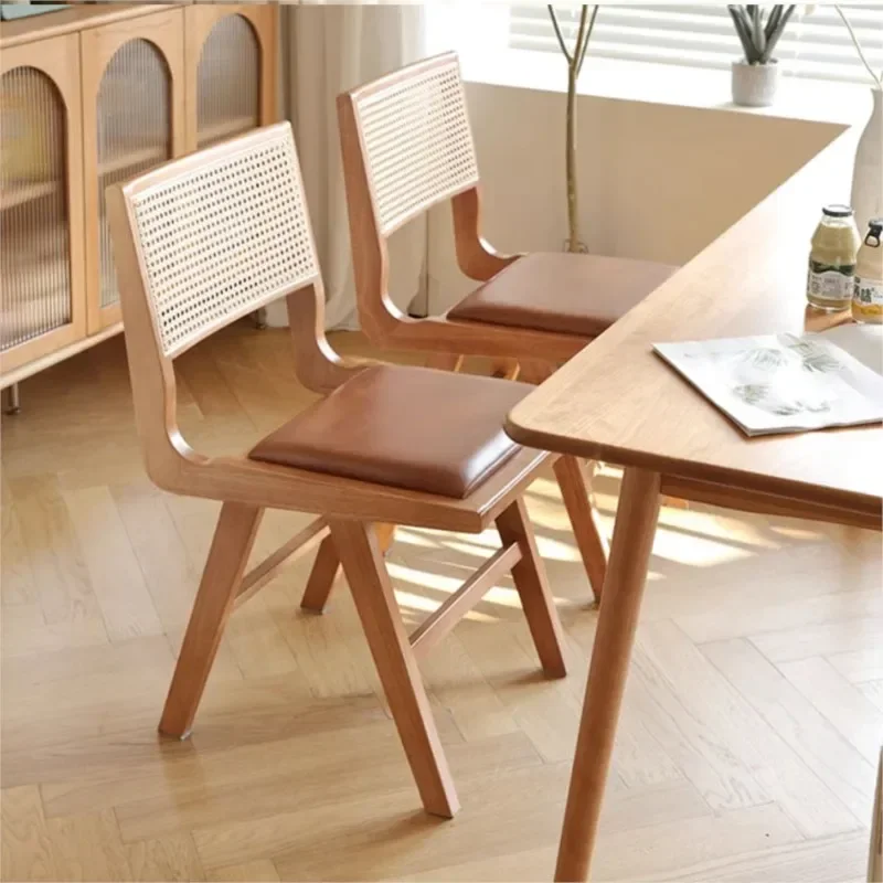 

Nordic Luxury Gravity Chair Dining Room Antique Style Rattan Household Solid Wood Scandinavian Antique Style Designer Arm Chair