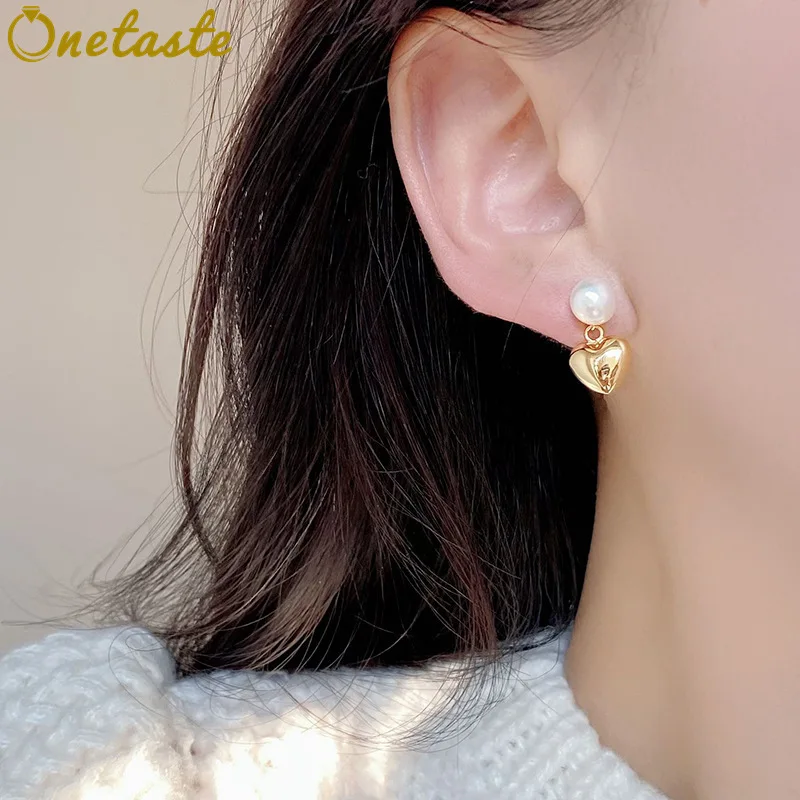 

925 Sterling Silver Pearl Heart Charm Small Stud Earrings Women Simple Minimalism Trendy Dainty Stackable Stud Earring Cute Gift