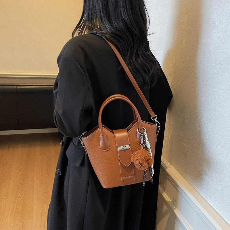 

Classic Designer Inspired Ladies Handbag Soft Leather Crossbody Shoulder Bag Women's Elegant Tote