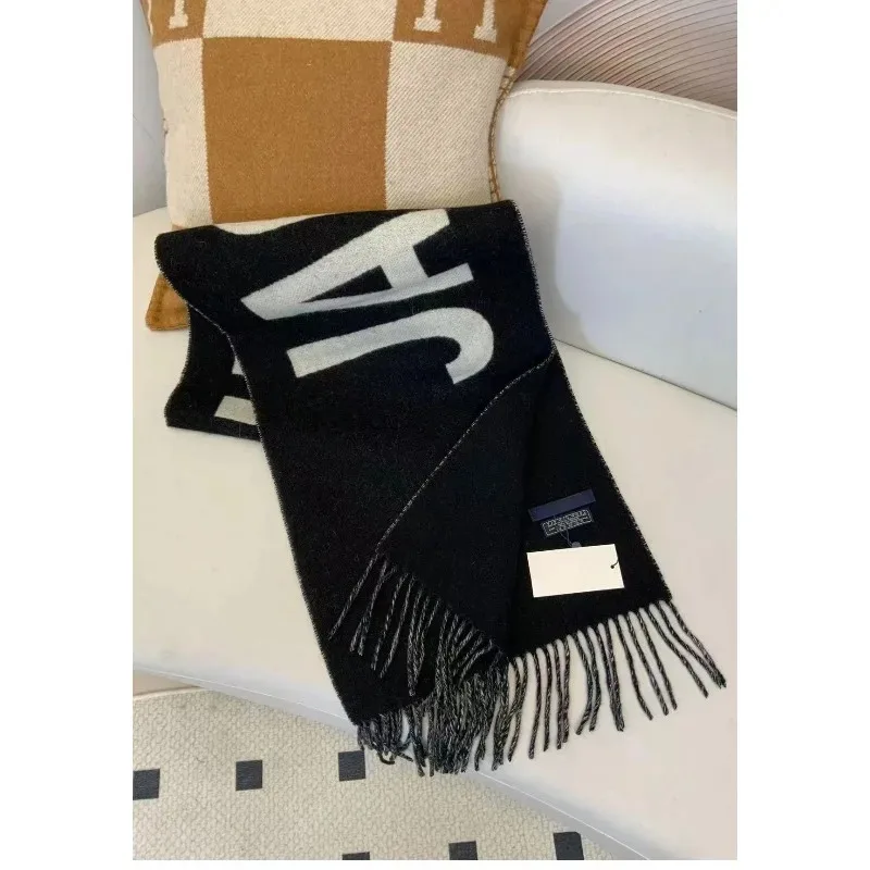 وشاح 2025 صوف 100% للنساء ماركة فاخرة سميك ودافئ مع حروف جودة عالية عصرية كشمير Y2K شتوي