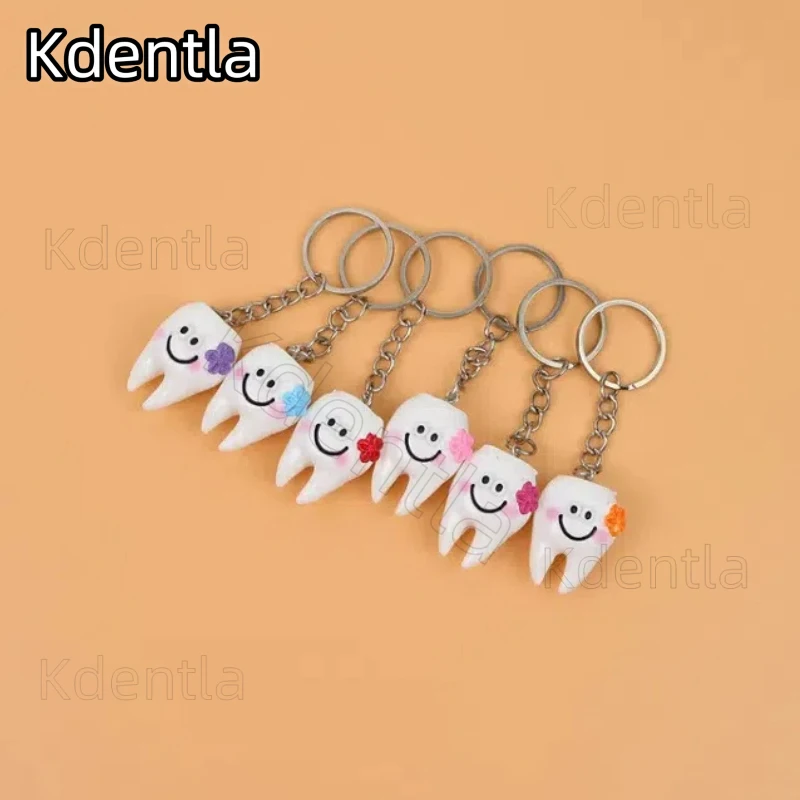 100pcs Dental Clinic Gifts Tooth Keychain Pendant