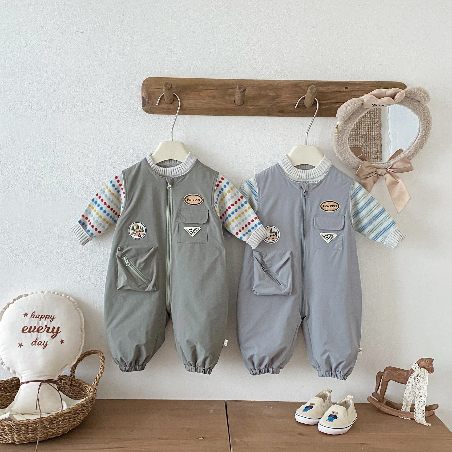 

Утепленный комбинезон без рукавов для маленьких девочек и мальчиков, комбинезон на флисовой подкладке для детей от 0 до 3 лет с накладными карманами, теплая осенне-зимняя одежда