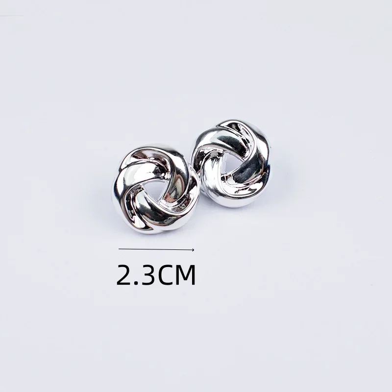 Punk Twist UV Golden Stud Earrings for Women Simple Versatile Personality Exaggerated Smooth Geometry Creative Jewelry Girl Gift