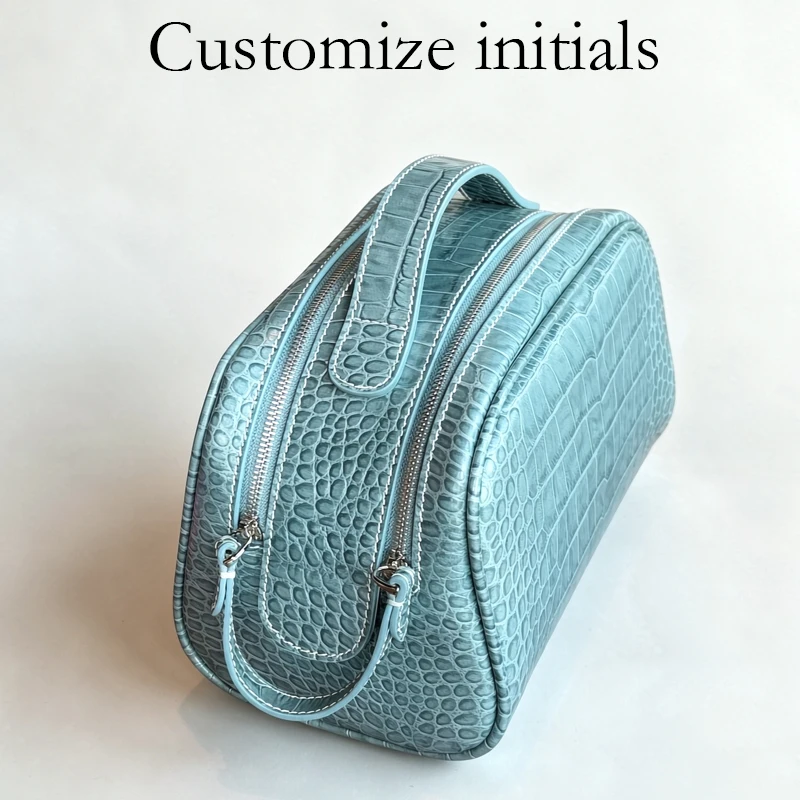 Customize Initials Leather Crocodile Pattern Makeup Bags For Women Luxury Designer Handbags 2027 New In Cowhide Travel Organizer