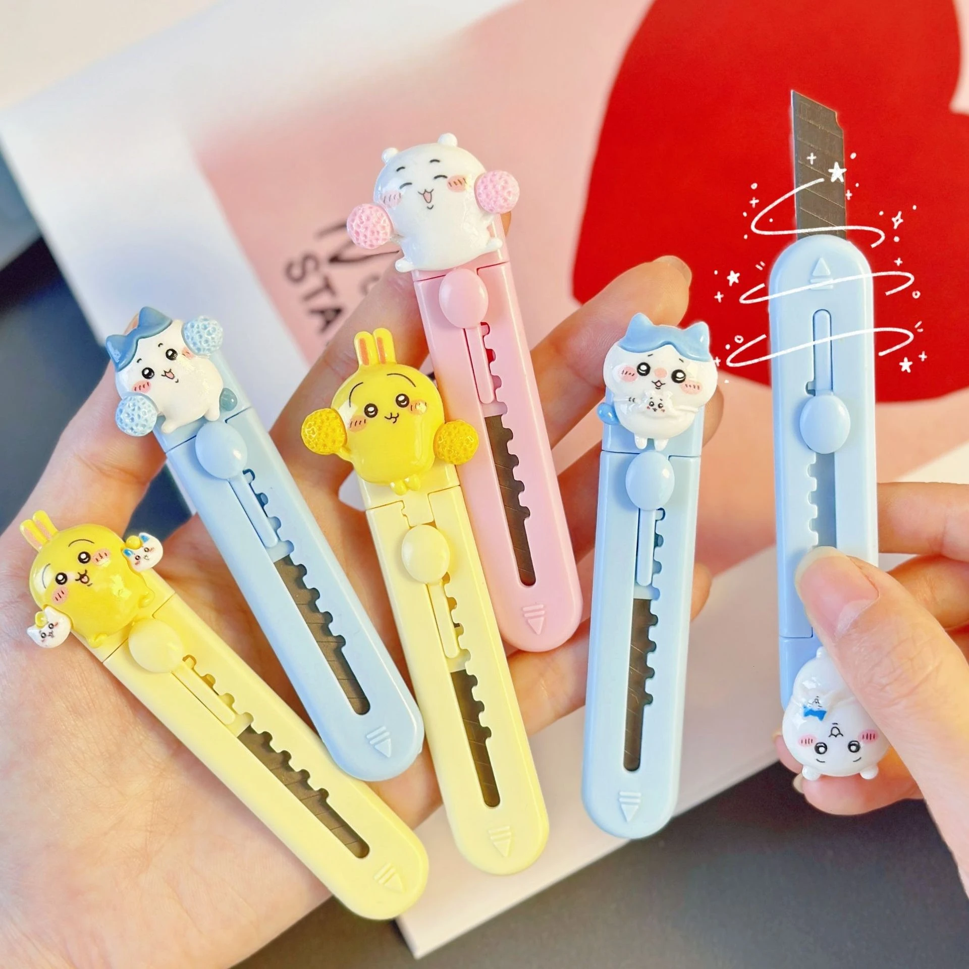 ckw Mini-Universalmesser Niedliches Usagi Hachiware Einziehbares Kartonmesser Tragbares Kleines Kunstmesser für Umschläge & Pakete – Detail 2