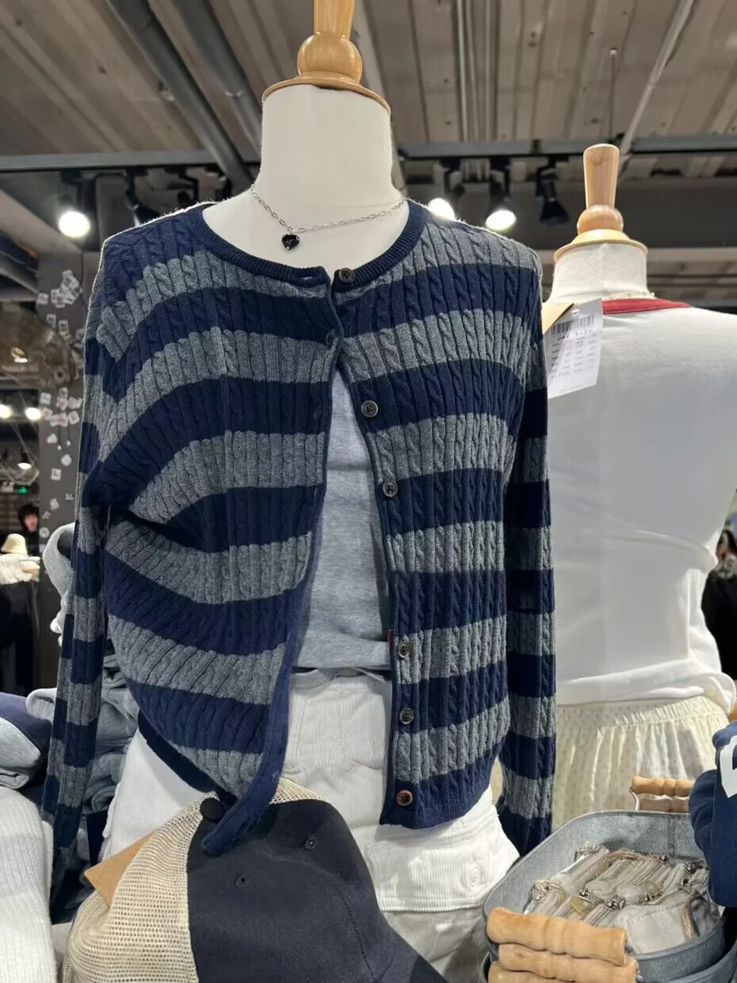

Stripes Twisted Flower Slim Cardigans Women O-neck Cotton Single-Breasted Autumn Sweater Casual Streetwear Vintage Knitwear Y2k