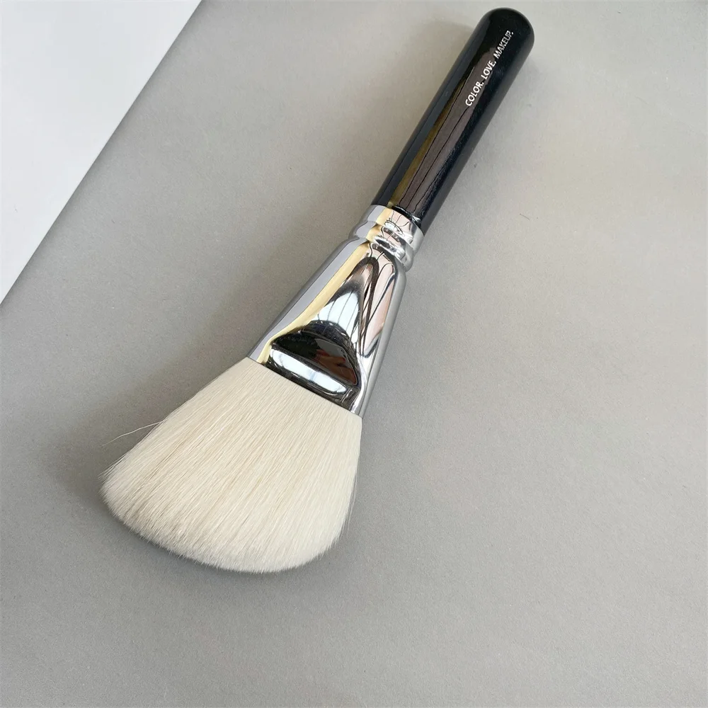 100 LUXE FACE FINISH MAKEUP BRUSH - Large Angled Powder Bronzer Setting Cosmetics Beauty Tools